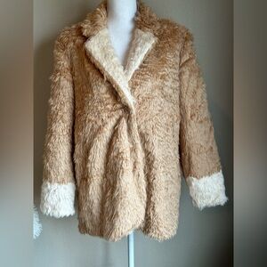 Mural plush faux fur jacket size L